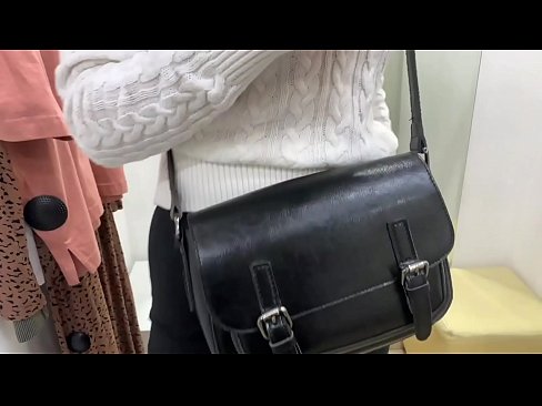 ❤️ Мастурбатсияи оммавии зани ҷавон ФералБерри бо дилдо дар утоқи мувофиқ ❤ Суперпорно дар мо ☑